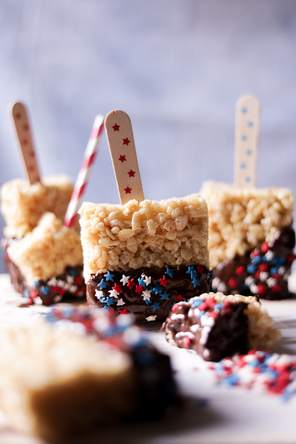 Festive Marshmallow Rice Cereal Treat Pops. 