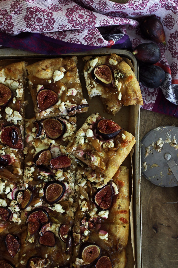 Fig, Caramelized Onion, and Goat Cheese Pizza with Balsamic Reduction
