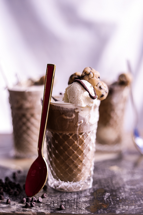 Chocolate Chip Cookie Dough Iced Cafés.