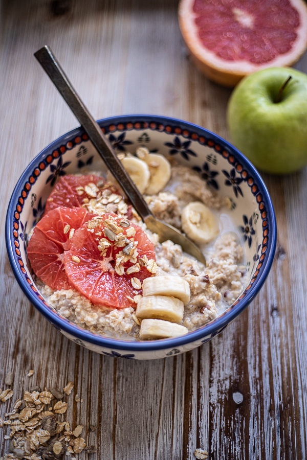 Winter Glow Oatmeal Bowl.