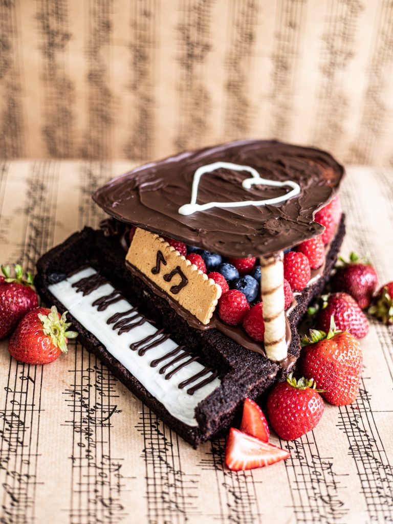 The Pianoforte Cake.